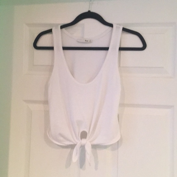 NWOT Wilfred free crop top - Picture 1 of 3